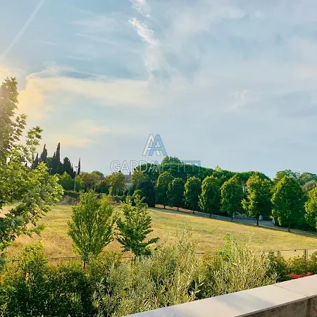 Apartment Platino - Desenzano - Desenzano del Garda